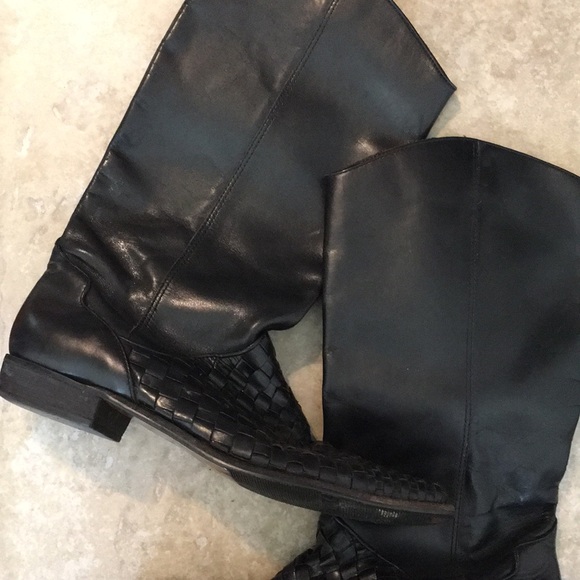 Unisa Flex Made in Brazil 100% Woven Leather Boots - Picture 3 of 8